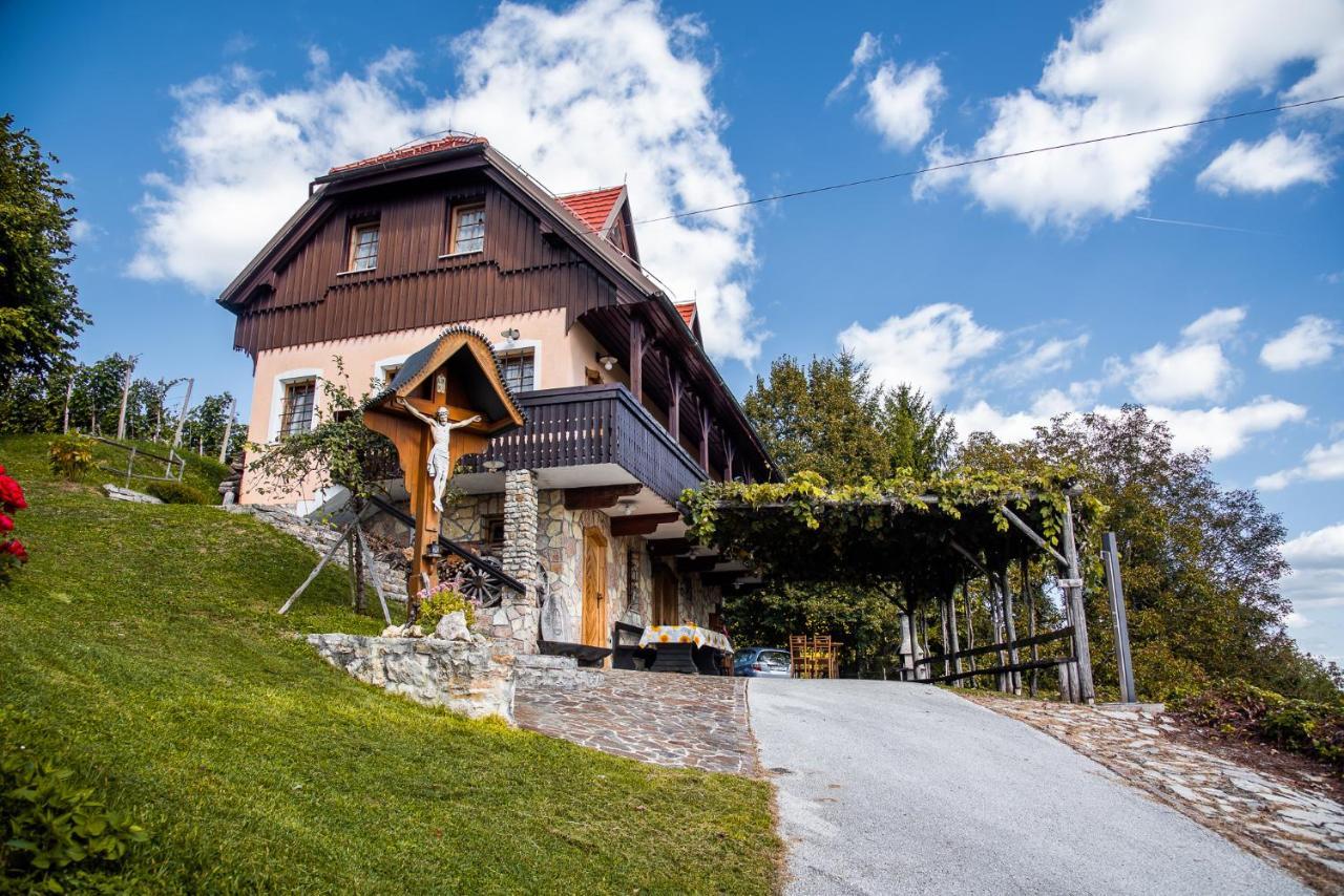 Authentic Countryside Villa With Hot Tub Veliki Kamen Kültér fotó